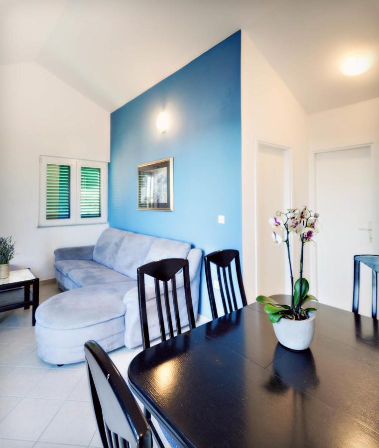 Apartments Zizic 보디체 객실 사진